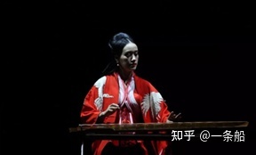 果洛藏族自治州古琴演奏家（赵晓霞）的演奏特点与风格